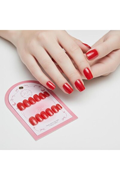 GENRE 114- Gig Nails Red Shiny Nails with Cat Eye Effect