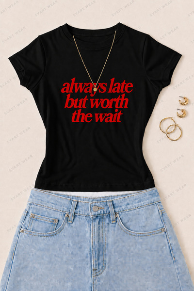 SVART WEAR Tricou pentru femei Always Late, din bumbac și lycra, cu imprimeu ...