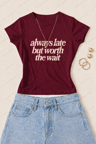SVART WEAR Tricou pentru femei Always Late, din bumbac și lycra, cu imprimeu ...