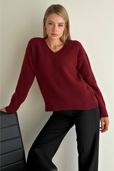 Cistern İstanbul Women's V-Neck Knit Sweater