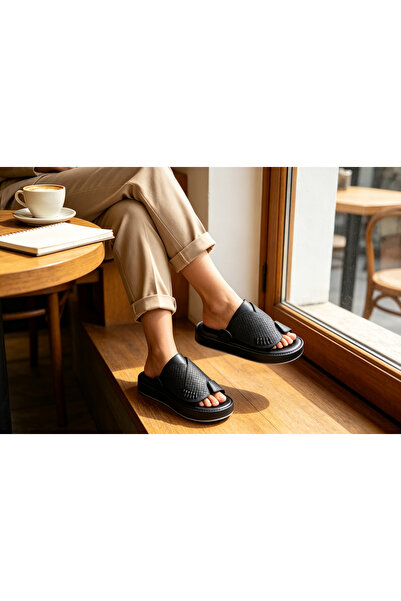 Huanhuan Shoe Men's woven pattern flip-flop sandals, soft sole, non-slip, bea...