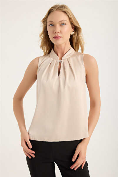 HomeStore Mock Neck V Windowed Ense 2 Button Ball