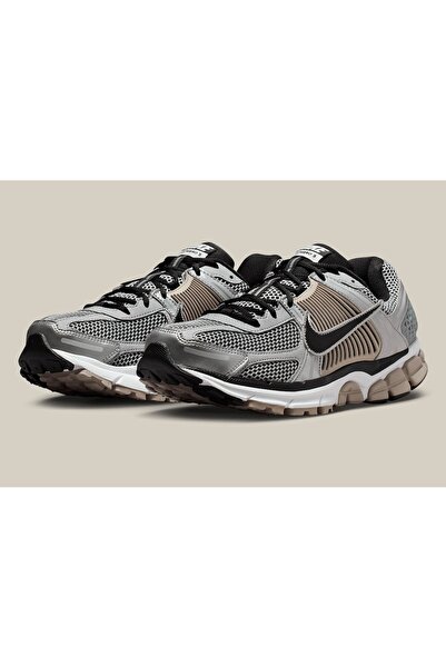 Nike Zoom Vomero 5 Metallic Silver College Erkek Gri Spor Ayakkabı-FJ4145-007-Tanem Sport