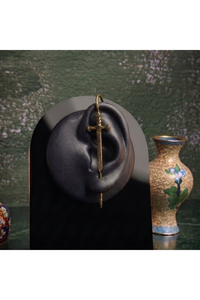 Elbis Kılıç Motifli Kıkırdak Küpe Ear Cuff - Parlak Sarı
