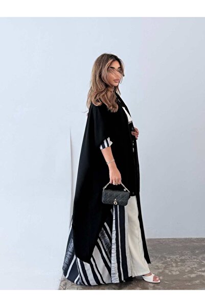 AYA Mwt5148 - Black Abaya with a Mix of Luxury and Simplicity Design