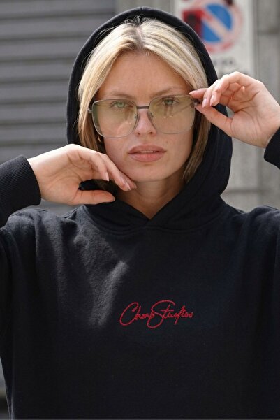 The Champ Clothing هودي كبير الحجم للجنسين من CHMP Studios مطرز باللون الأسود - بقلنسوة، جيوب، 3 خيوط من الصوف