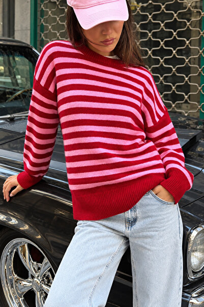 Lusin Women's Red Striped Crew Neck Soft Textured Oversize Knitwear Sweater