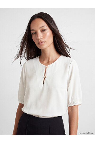 LC Waikiki Alita city: plus size blouse with button detail