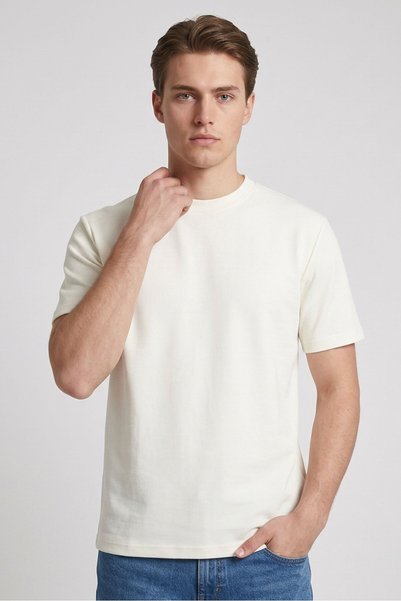 Garment Research London Men Crew Neck Short Sleeve Plain T-Shirt, Cream