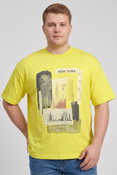 Highlander Zoox Men Crew Neck Graphic Print Short Sleeve T-Shirt, Mustard