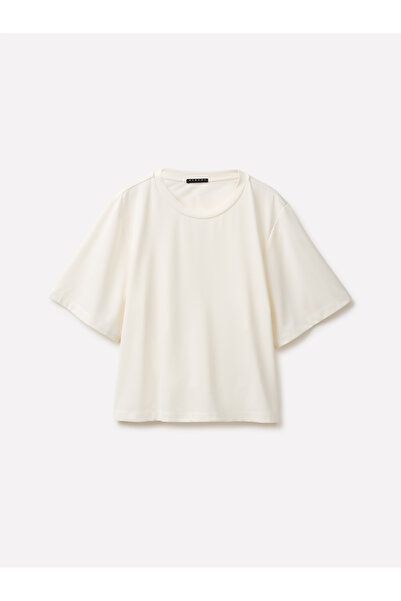 Sisley Kadın Krem Viskoz Karışımlı Arka Bağlama Detaylı Regular Fit T-Shirt
