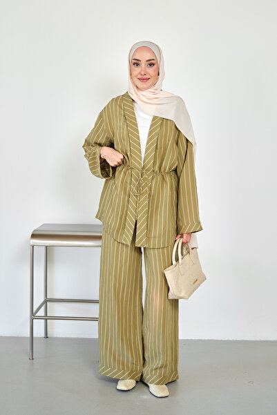 LOCCO Kadın Beli Lastikli Önden Bağlamalı Çizgili Pantolonlu Kimono Takım Yağ...