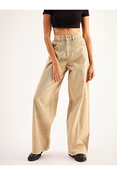 Sassafras By Styli Beige Mid-Rise Straight Leg Jeans