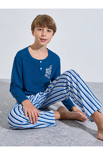 Styli Teen Boys Blue Printed Long Sleeves T-Shirt and Striped Pants Pyjama Set