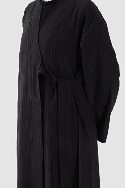 Emare Line Textured Tensel Abaya Black