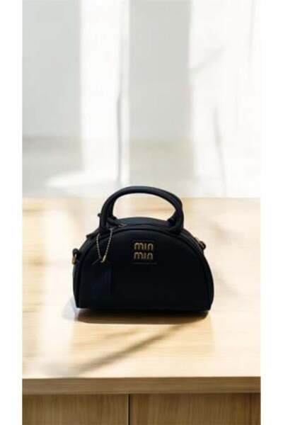 genari Small distinctive leather handbag for your occasions
