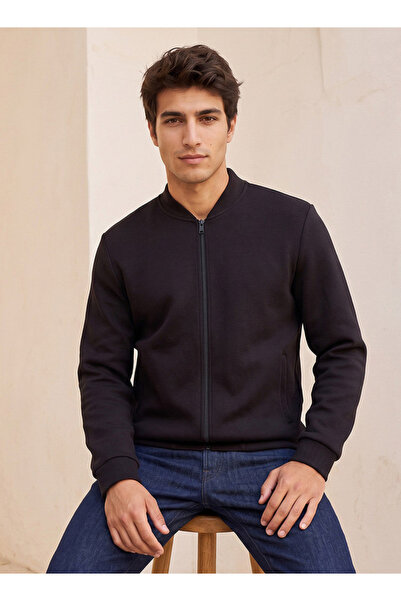 FAV KNIT BOMBER