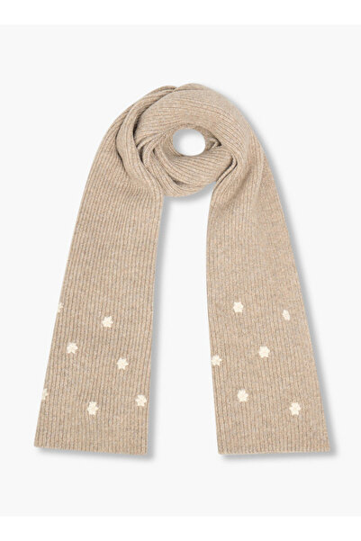 FAV FLOWER EMB SCARF