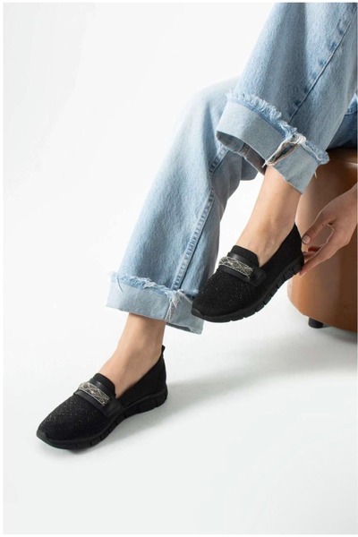 PasyoneTrendy Elegant women's shoes for every day - black, comfortable and wi...