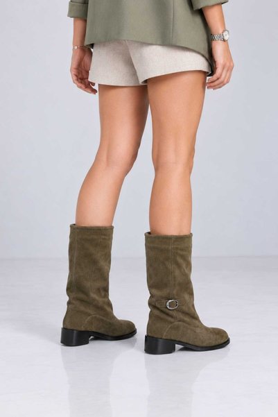 Bestello Laceless, Zipperless Genuine Leather Wide Toe Boots 340-5202 Women's Boots