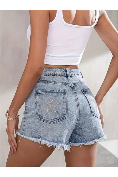Generic Brand Ripped Detailed Denim Shorts: the Most Statement-Making Denim Shorts of the Summer! Impressive Elegance New Season Collection