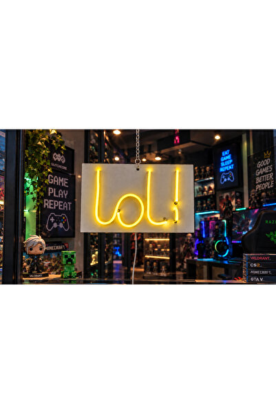 Minimal "LOL" Yazılı Yazı Tabelası