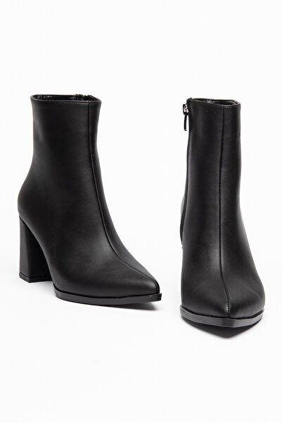 LEMUES SHOES Kadın Kısa Yandan Fermuarlı Topuklu Siyah Ayakkabı