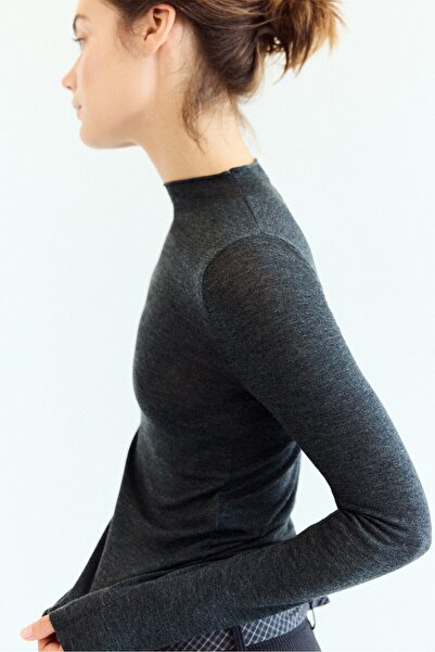 Stradivarius Basic yün ipek Perkins yaka kazak