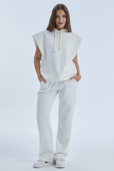 Select Moda Women's Hooded Sleeveless Pocketed Wide Leg Two-Piece Set