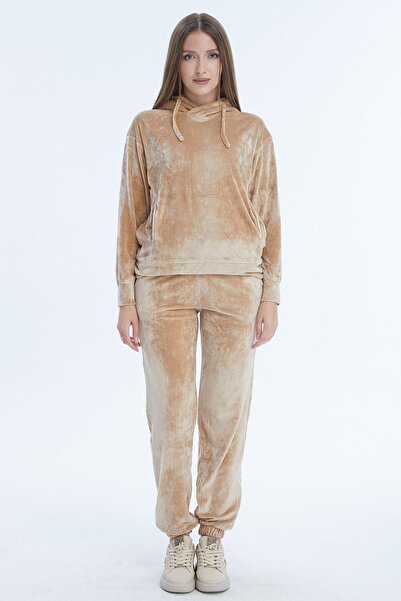 Select Moda Women's Hooded Velvet Double Suit with Pocket Detail