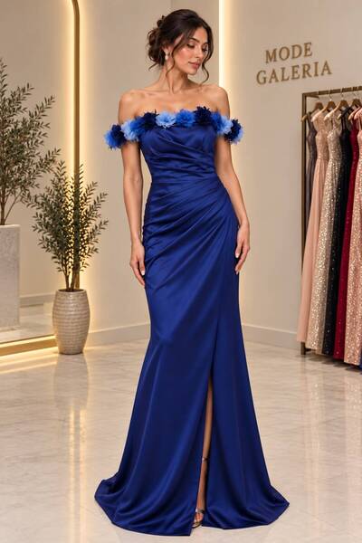 MODE GALERIA Saks Mavisi 3D Çiçek Aplikeli Madonna Yaka Drapeli Saten Yırtmaç...