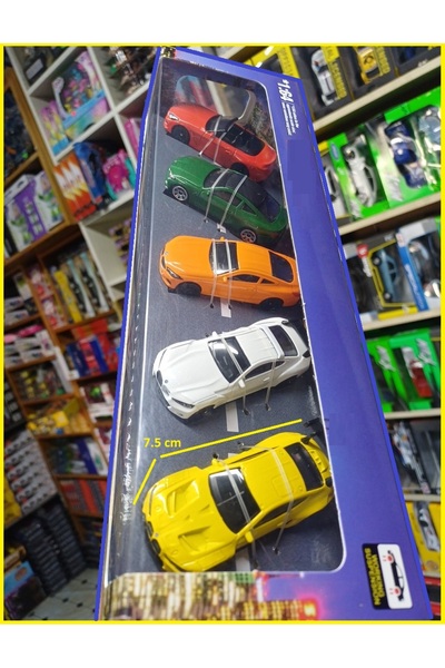 OYUNCAKSAHİLİ Bmw M4 Bmw Z4 Bmw CSL 3.0 M850İ Metal Araba M4 GT3 5 Adet Birde...