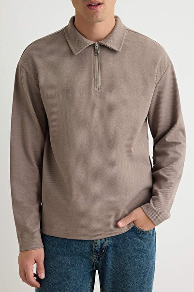 TRENDYOL MAN Taş Düşük Omuz Regular Fermuarlı Polo Yaka T-shirt/Sweatshirt TM...