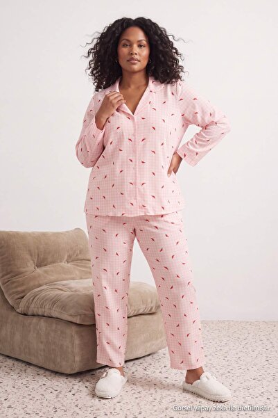 Trendyol Curve Pink Pepper Patterned Checkered Large Size Woven Pajama Set Tb...