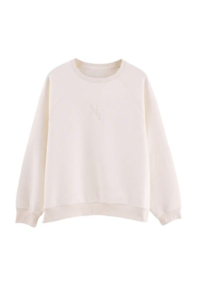 Trendyol Curve Beige Embroidery Detailed Regular Fit Plus Size Sweatshirt wit...