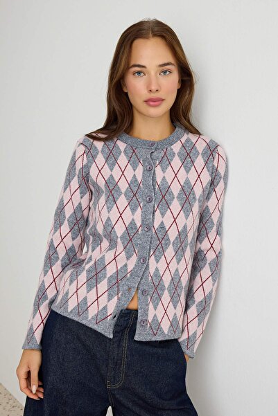 Trendyol Collection Gray Woolen Argyle/Plaid Pattern Crew Neck Knitwear Cardi...