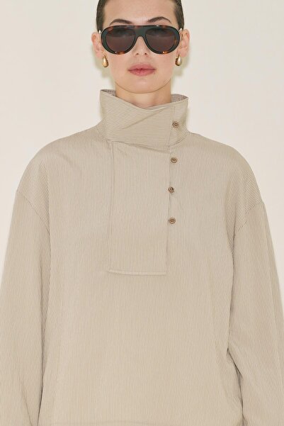 Manuka Wide Collar Striped Blouse Beige