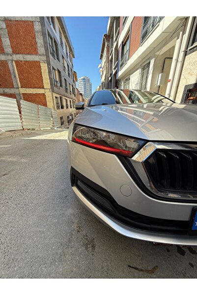 Skoda Octavia 2021 Far Sticker Set Kırmızı