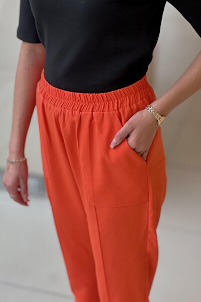 Invee Invee Carrot Pants