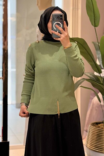 Ghisa Knitwear Tunic with Button Detail on the Shoulders
