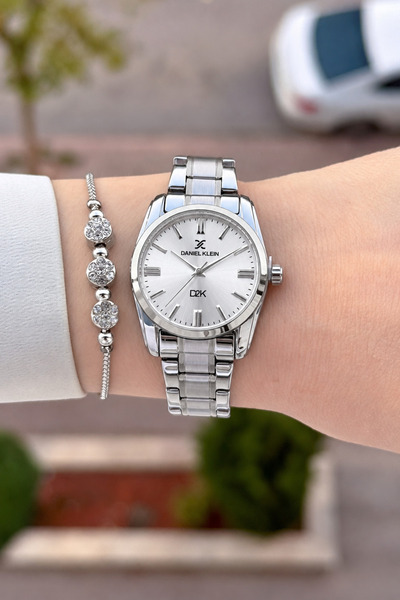 Daniel Klein Gray Color 30 mm Women's Wristwatch Same as Pictured