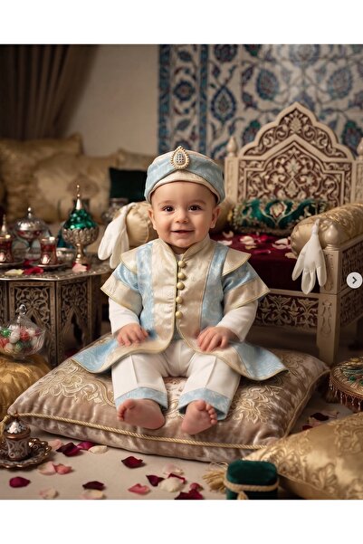 Petite Ponpon Baby لباس مولد بتصميم أمير للأولاد الرضع، مناسب للختان