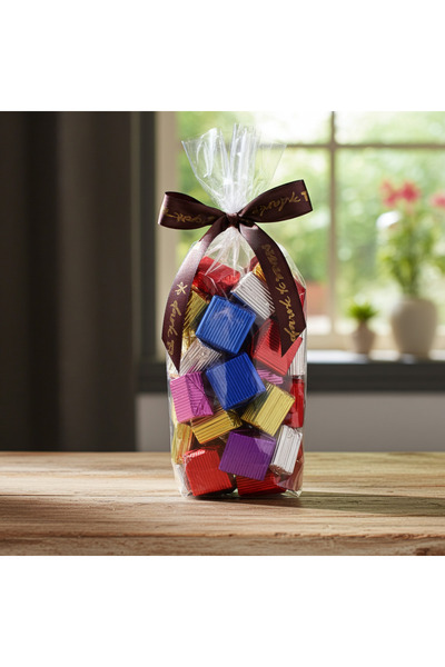 Dark Brown Bayram Çikolatası - Fındıklı Sargılı Kare 1000gr