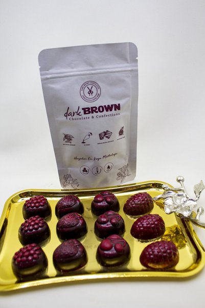 Dark Brown 12’li Orman Meyveli Dolgulu Spesiyel Çikolata | Eko Paket