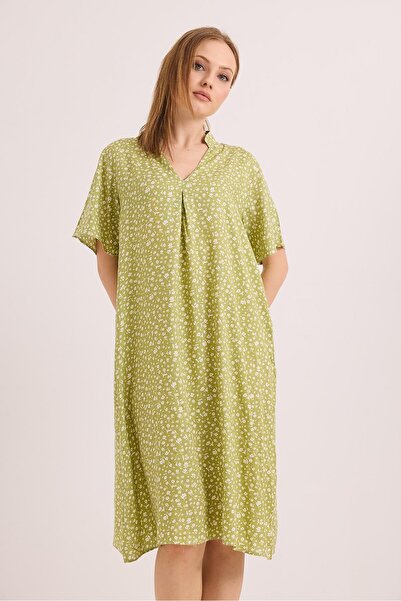 Juuuj Green Cotton Viscose Woven V-Neck Comfortable Fit Flexible Textured Sho...
