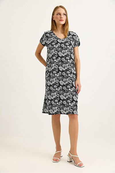 Juuuj Black Cotton Viscose Woven V-Neck Comfortable Fit Short Sleeve Lycra Bl...
