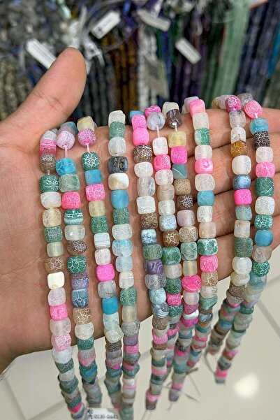 Uçar Doğaltaş Mix Akik Taşı Küp Kesim 8x8mm Doğal Taş Dizi