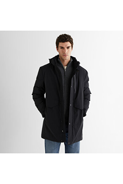 Gant Erkek Siyah Standart Fit Kapüşonlu Mont