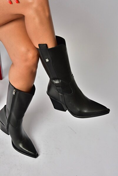 Fox Shoes Z654940103 حذاء نسائي غربي بكعب سميك من الجلد الطبيعي باللون الأسود