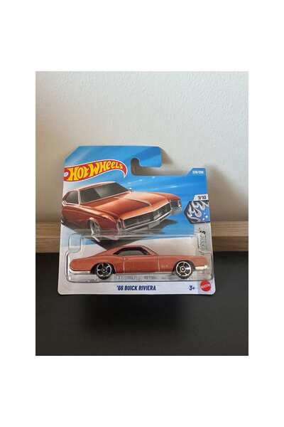 HOT WHEELS 66 Buick Riviera